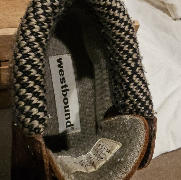 B Women’s Westbound Boot New without box Convenience Hiking suede weatherproof - Picture 11 of 12